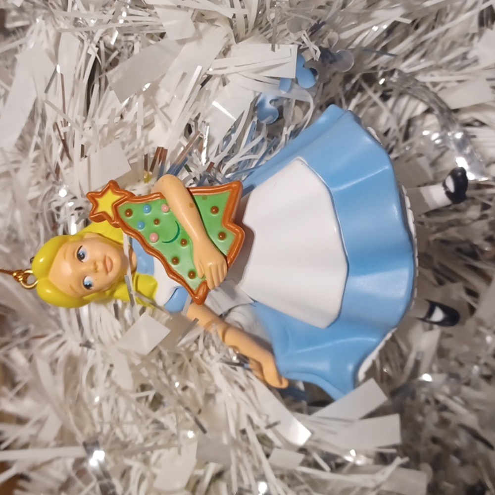 Alice in Wonderland Grolier President's Christmas Magic Disney Ornament NO BOX
